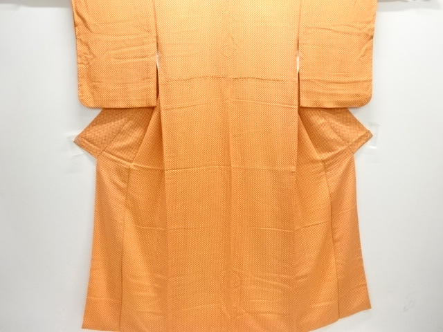 縮緬地矢羽根模様小紋着物